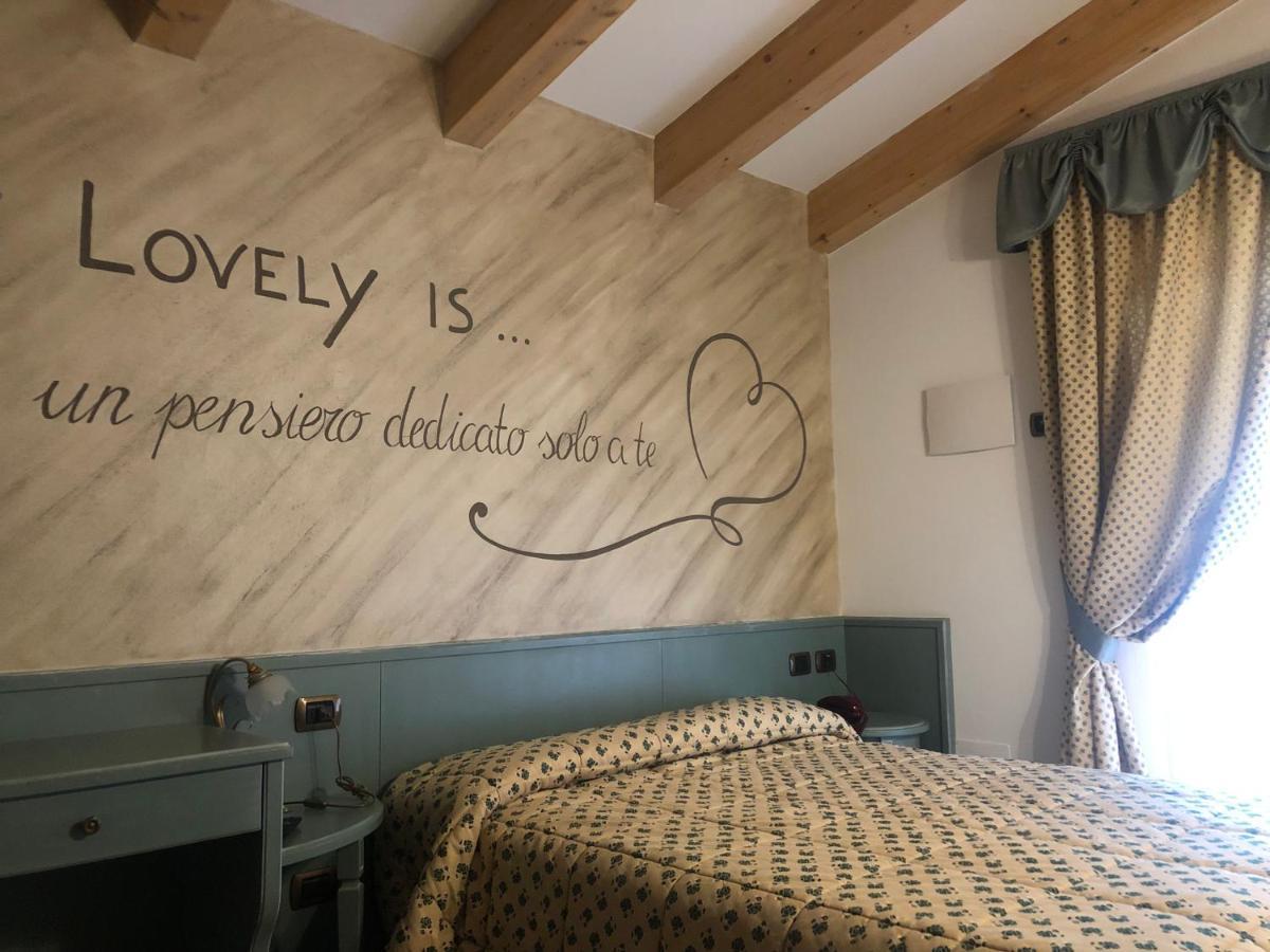 Cavallino Lovely Hotel アンダロ エクステリア 写真